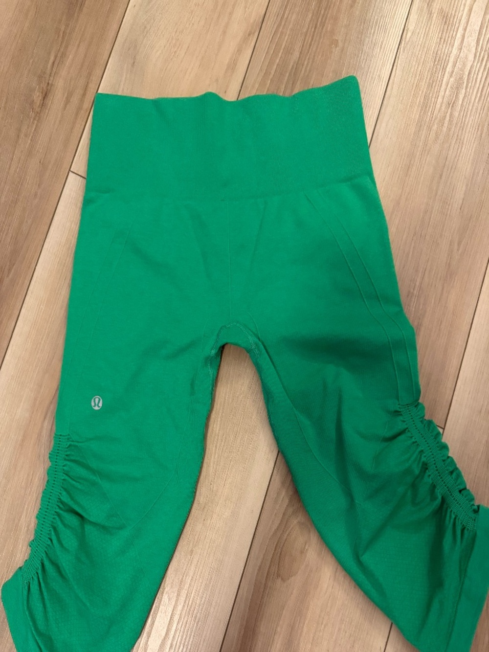 Lululemon Green Crop Leggings Women’s 8 High Waisted Athletic Pants